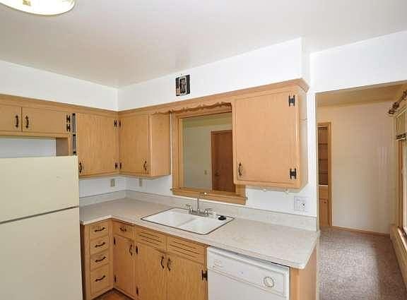 5th image of 4625 N Parkside Dr