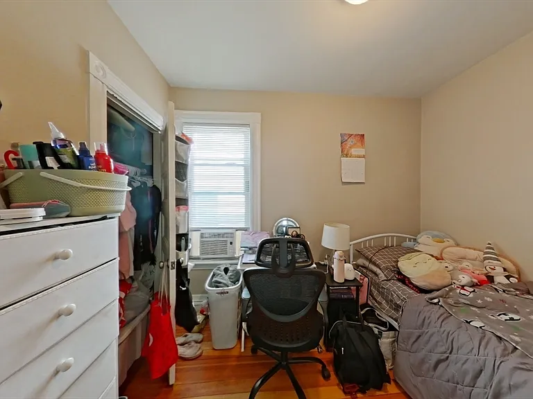 39 Newport St #2 — Photo 6
