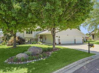 1809 Birchwood Ct, Faribault, MN 55021