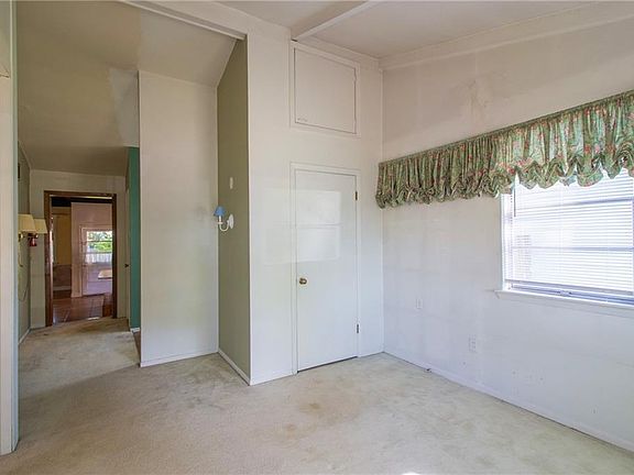 4th image of 163 Destrehan Dr