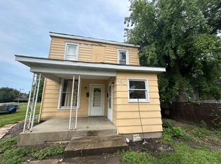 936 N Hazel St APT B, Danville, IL 61832