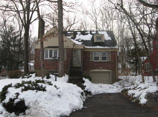 127 Chestnut Dr, Wayne, NJ 07470