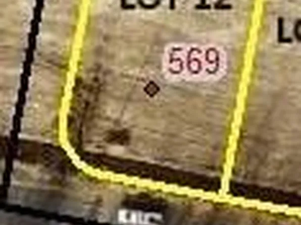 569 Elmdale Rd, Paducah, KY 42003