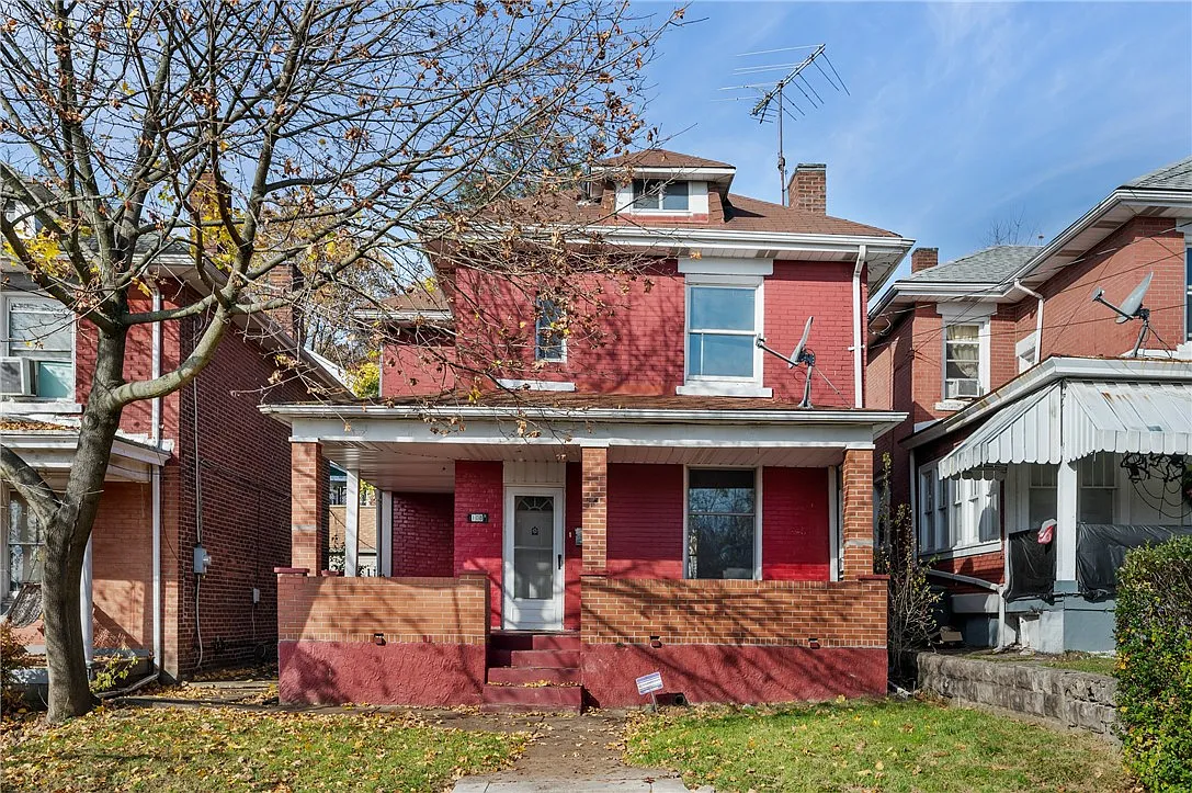 108 Fulton Pl photo 1