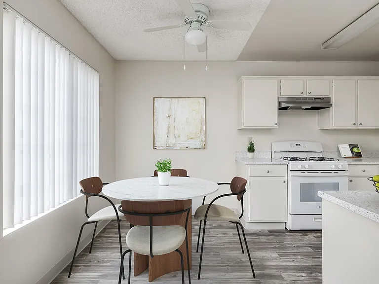 Boulevard Apartments — Photo 7