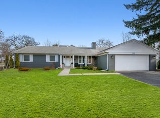 500 Meadow Dr W, Wilmette, IL 60091