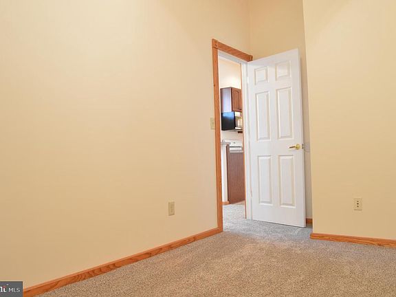 5th image of 501 N Lincoln St