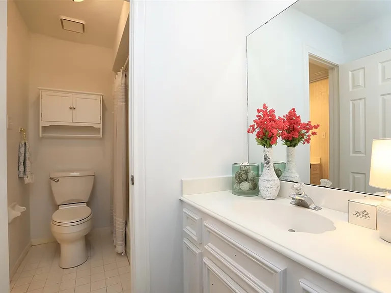 7906 Tizerton Ct — Photo 38