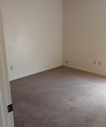 3rd image of 2925 SE 55th Ave