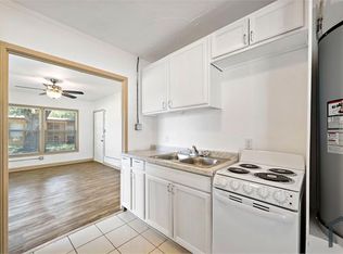 802 3rd Ave N APT 2, Texas City, TX 77590