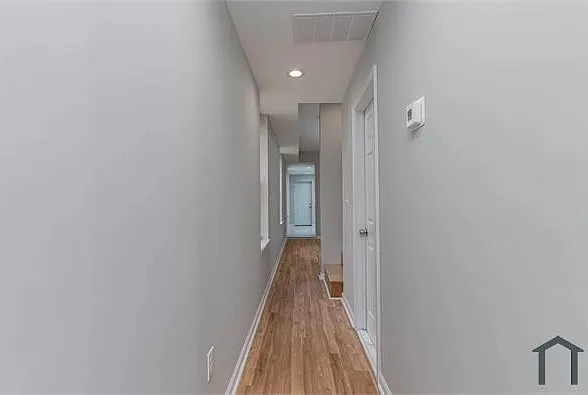4 bed, 1500 sqft, $2,250 — Photo 2