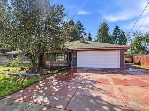 700 NE Donelson Rd, Hillsboro, OR 97124