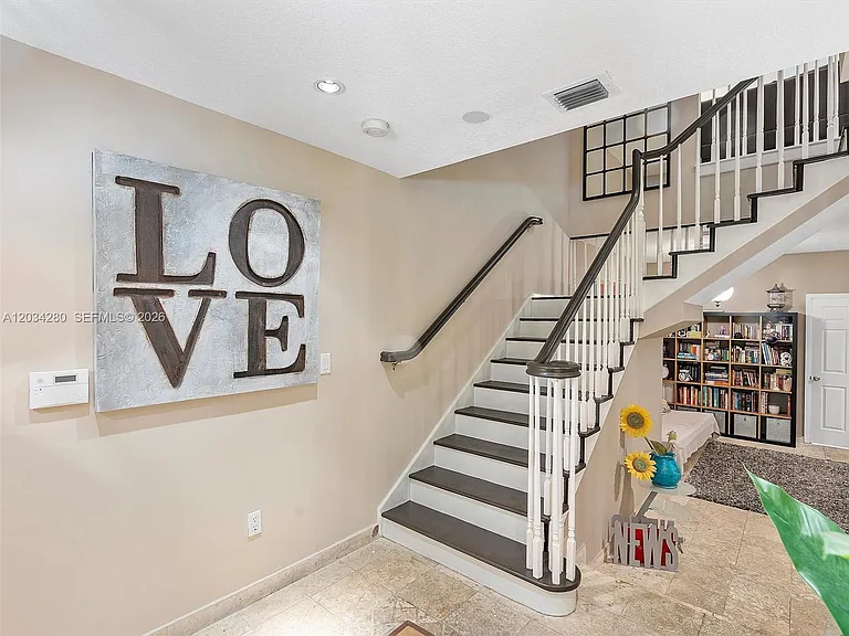 21399 Marina Cove Cir #M-12 — Photo 6