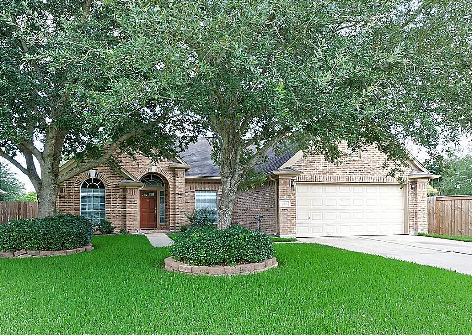 1st image of 2108 Yacht Harbor Ln
