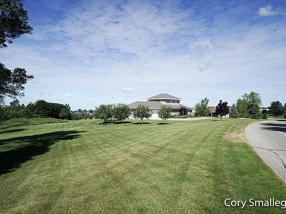 3rd image of 2844 Candi Ln NW