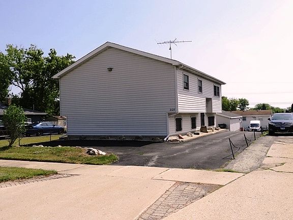 5th image of 2125 Wright Ave