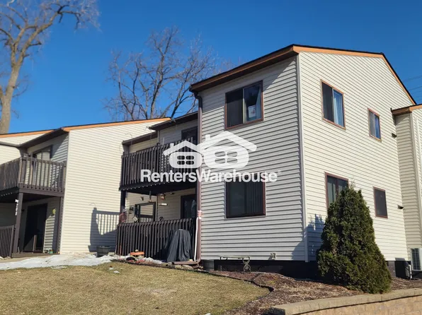 208 S Winter St APT 5, River Falls, WI 54022