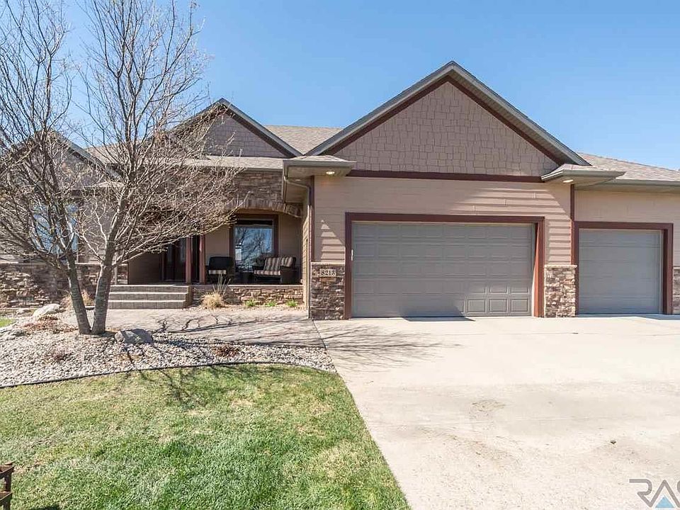 1st image of 8213 S Grass Creek Dr