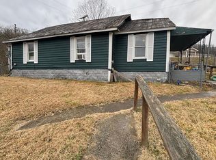 84 Railroad Station Rd, Hueysville, KY 41640