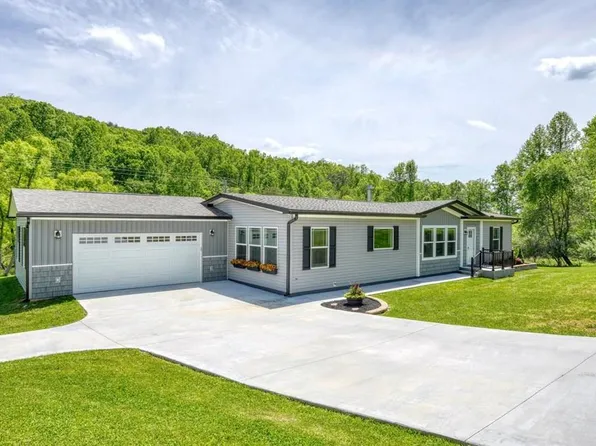 2514 Skeenah Gap Rd, Suches, GA 30572