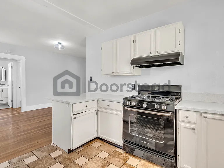 1937 Vicksburg Ave — Photo 14
