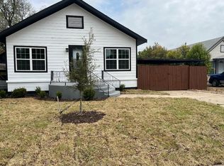 2910 NW 28th St, Fort Worth, TX 76106