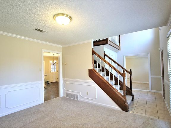 4th image of 1293 Grey Wolf Dr