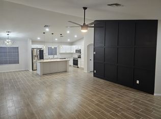 1290 E Christopher St, San Tan Valley, AZ 85140