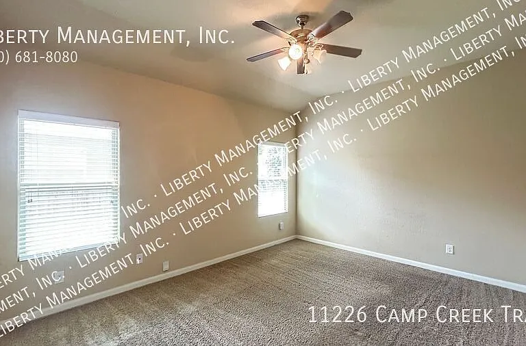 11226 Camp Creek Trl — Photo 23