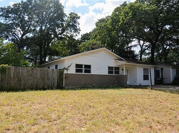 2nd image of 4404 King Oaks Ln