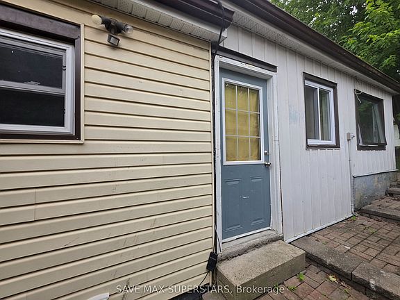 4th image of 93 John St E