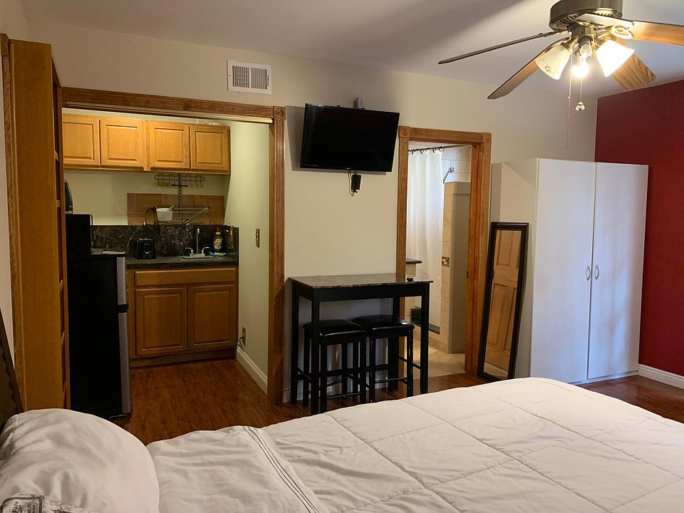 1st image of 22970 Crespi St #1
