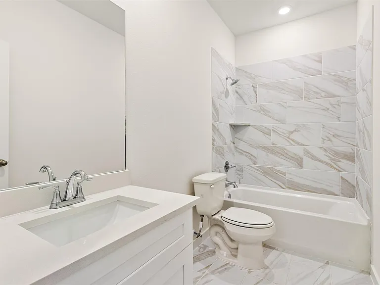 6643 Escondido Dr — Photo 17