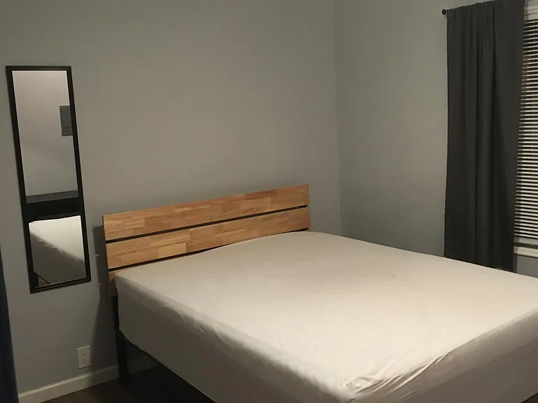 1005 Ferry St #D — Photo 8