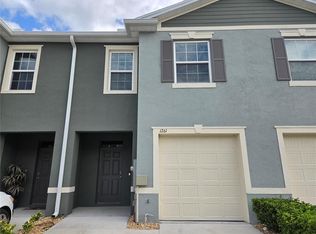 1261 Yellow Finch Dr, Davenport, FL 33837