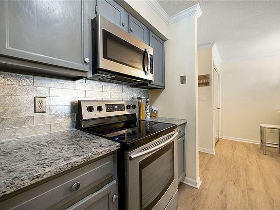4th image of 24312 Plantation Dr NE #312
