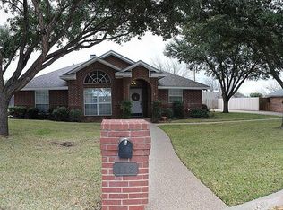 112 Briar Ridge Dr, Hewitt, TX 76643