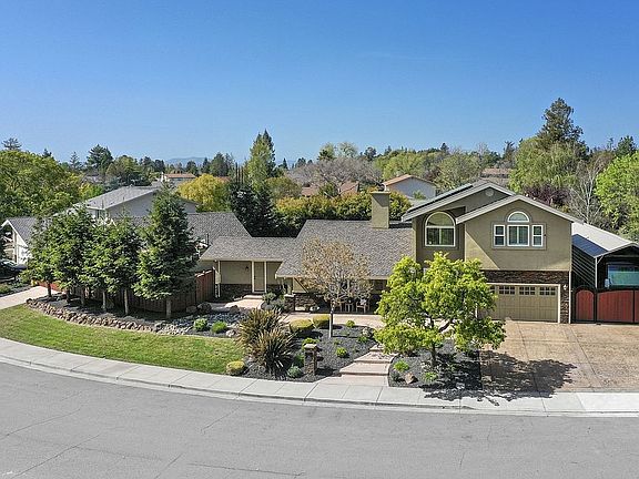 4th image of 2781 Tahoe Dr