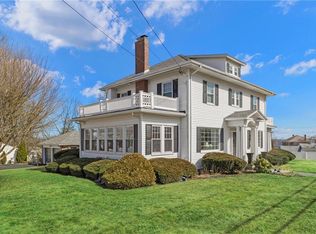 877 Hartford Ave, Johnston, RI 02919