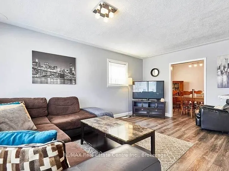 406 Karn St #UPPER — Photo 5