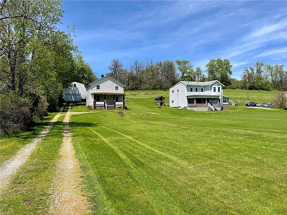 2nd image of 3003 Riverside Dr