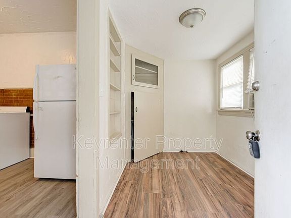 4th image of 2131 NW 12th St #1/2