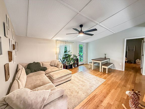 2nd image of 9 Greenhouse Avenue