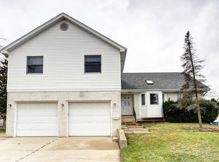 7400 Iris Ave, Hanover Park, IL 60133