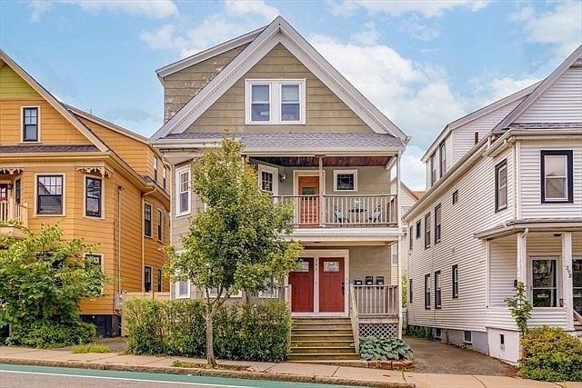 1st image of 296 Summer St #1