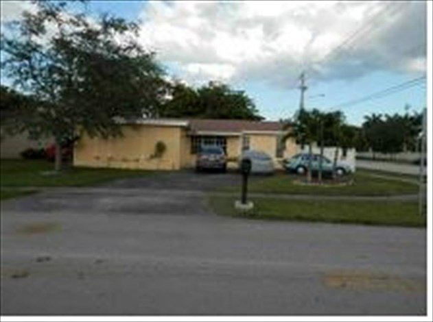 1st image of 2320 NW 101st Ter