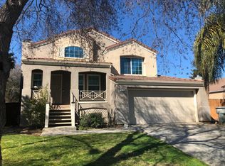2416 E Houston Ave, Fresno, CA 93720