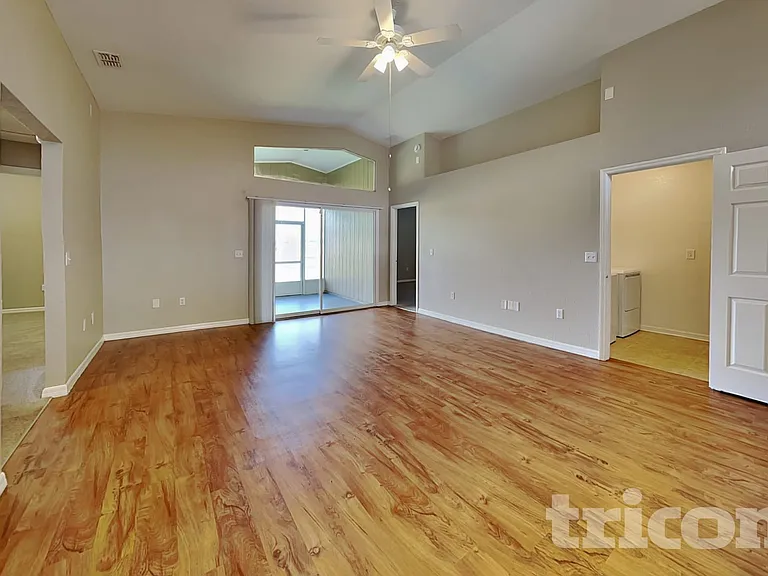 3382 Winchester Estates Cir — Photo 3