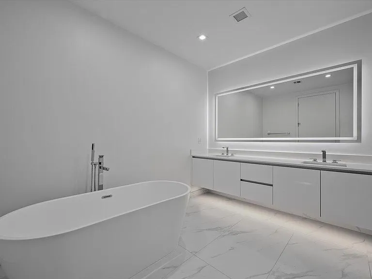 220 Lake Shore Dr #1113 — Photo 16