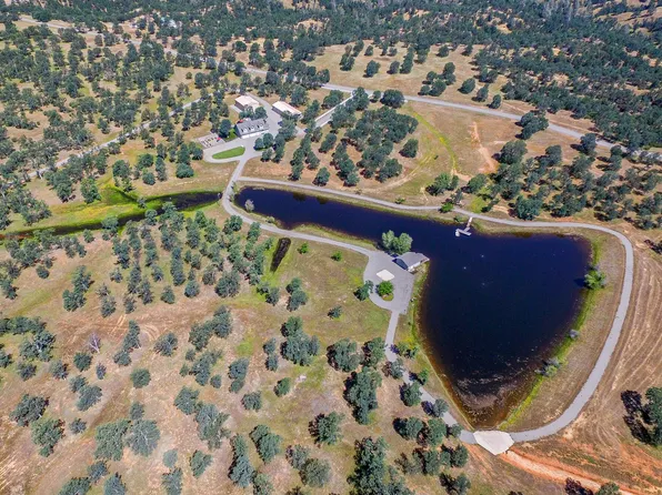 15401 Diamond Star Rd, Red Bluff, CA 96080